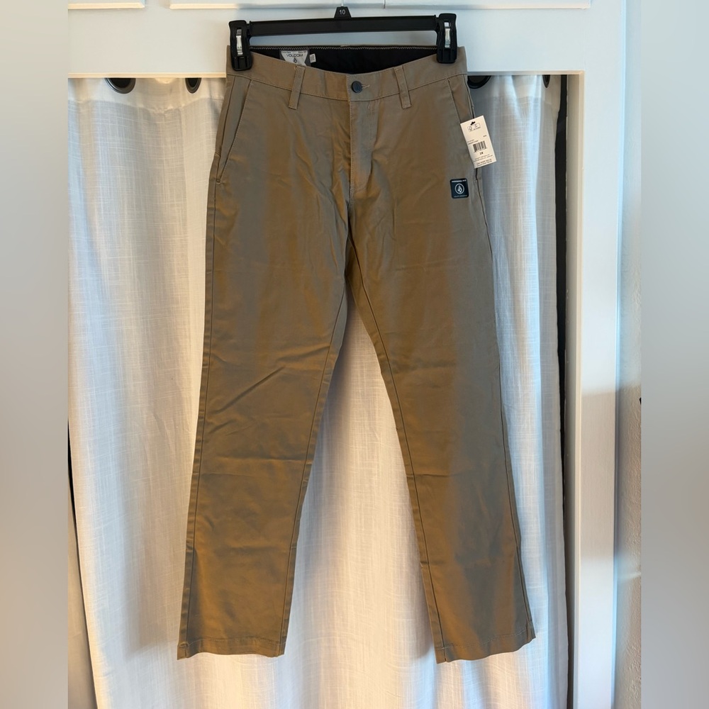 Volcom NWT Khaki Straight Leg Pants
